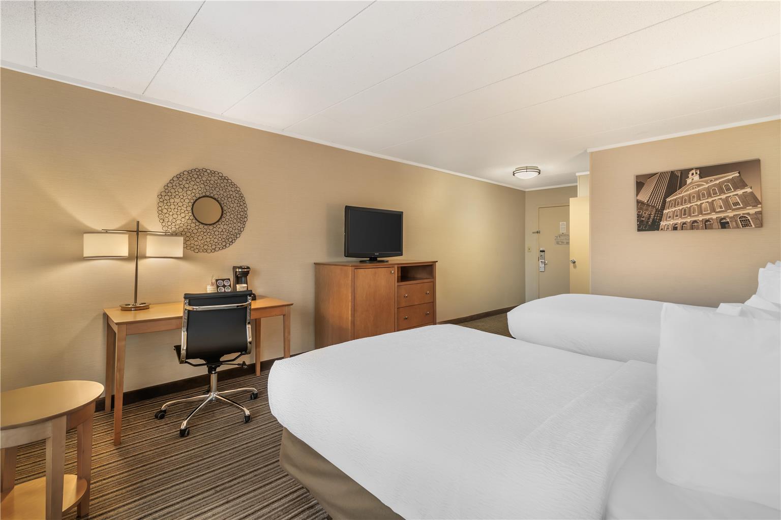 Фото Best Western Plus Waltham Boston