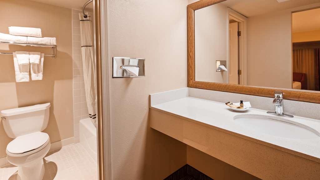 Фото Best Western Plus King's Inn & Suites