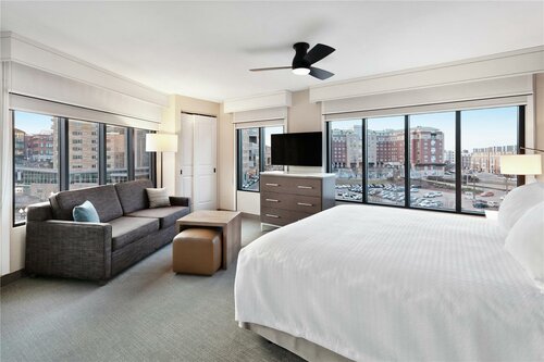 Гостиница Homewood Suites by Hilton Providence Downtown в Потакете