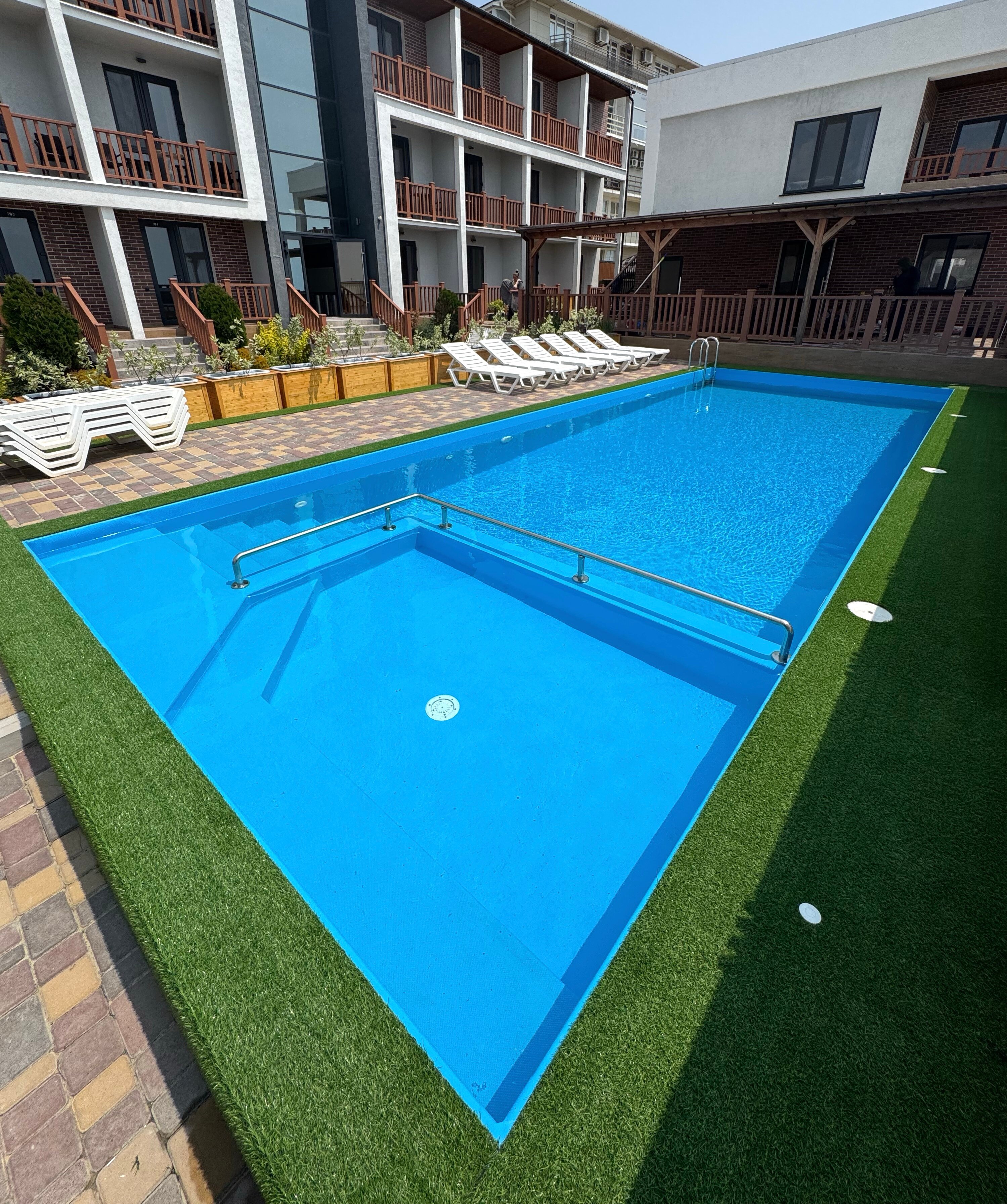 Фото Солнечный