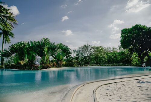 Гостиница Subic Bay Yacht Club в Олонгапо