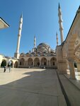 Cuma Camii (ulitsa 7-y Magal, 11), mosque