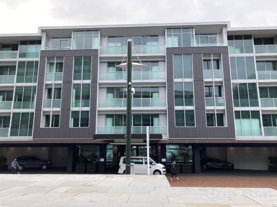 Фото Marsden Viaduct Hotel