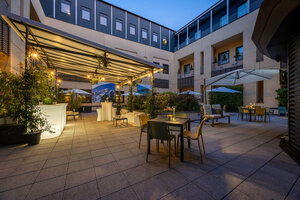 отель IH Hotels Milano Gioia