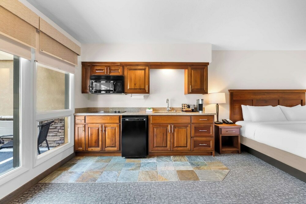 Фото Best Western Driftwood Inn