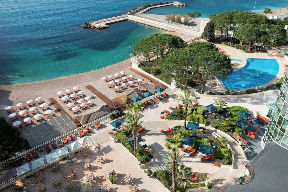 Фото Le Meridien Beach Plaza