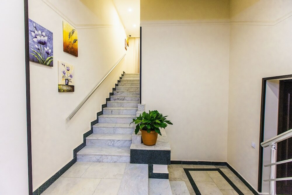 Фото Deluxe City Hotel