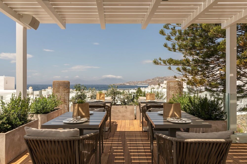 Фото Oniro Suites