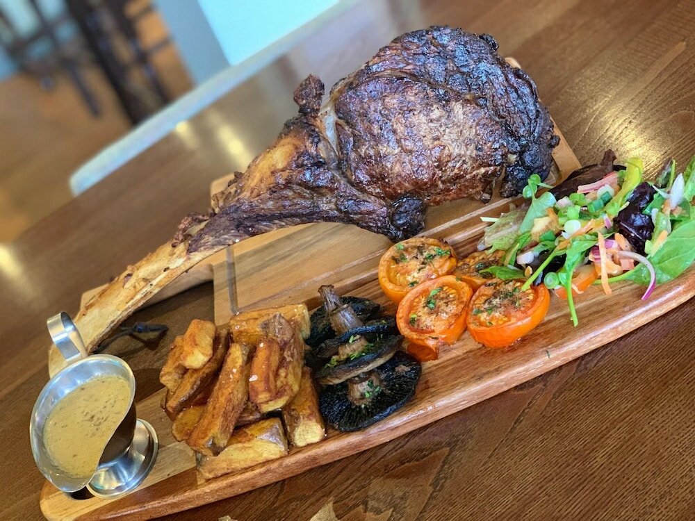 Фото The Waverley Hotel