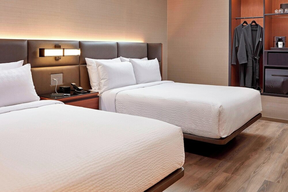 Фото Ac Hotel by Marriott Sunnyvale Cupertino