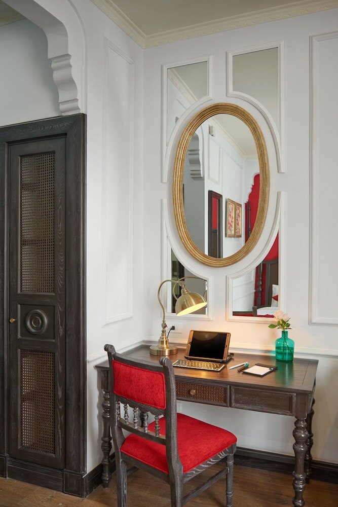 Фото Manoir Des Arts Hotel