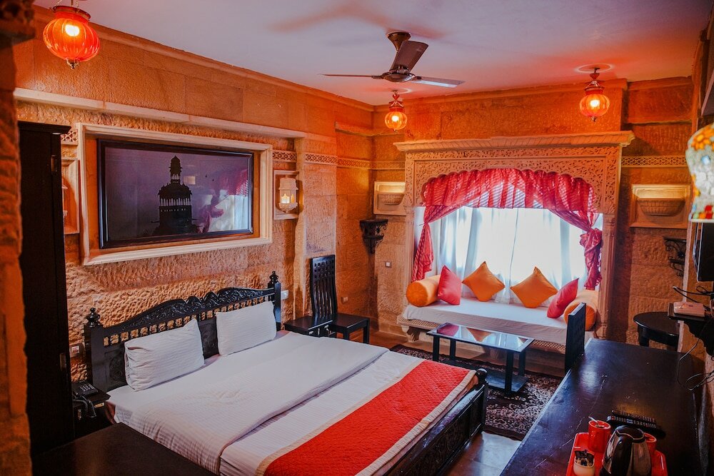 Фото Hotel Lal Garh Fort And Palace