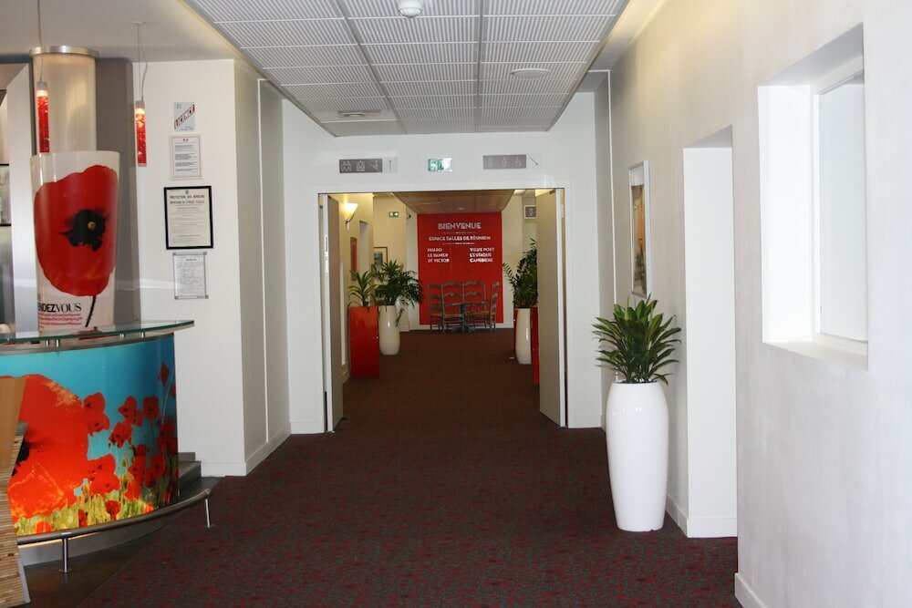 Фото Ibis Marseille Centre Gare Saint Charles