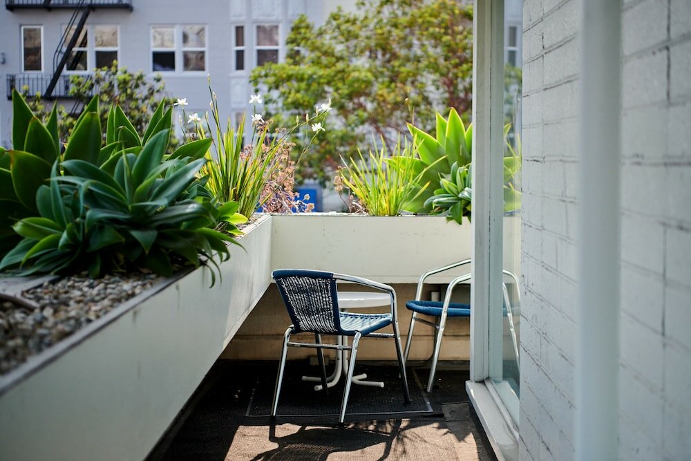 Фото The Phoenix Hotel