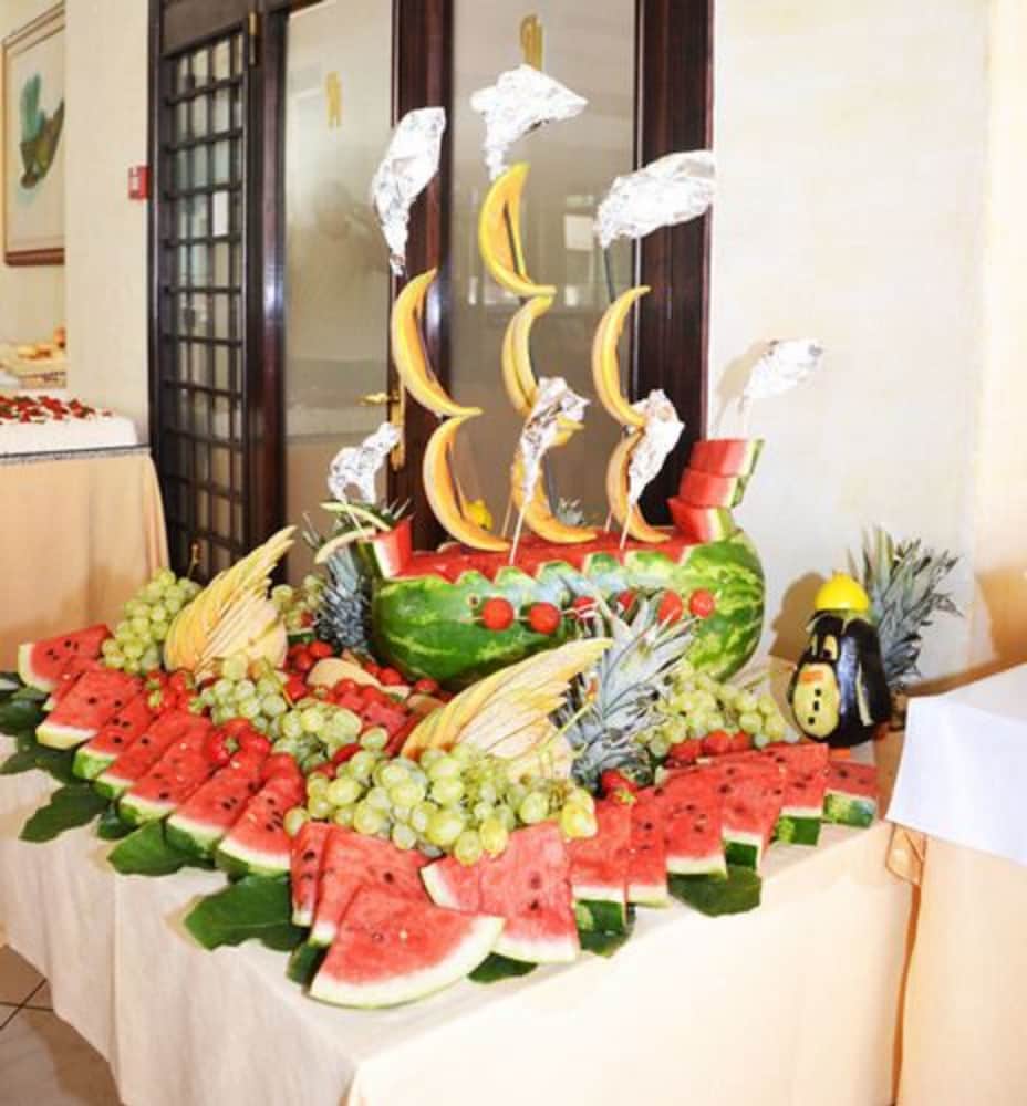 Фото Hotel Plaza