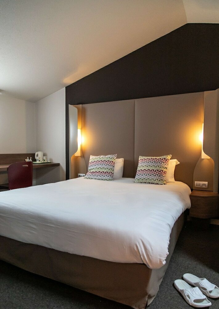 Фото Hotel Campanile Toulouse - Blagnac Aéroport