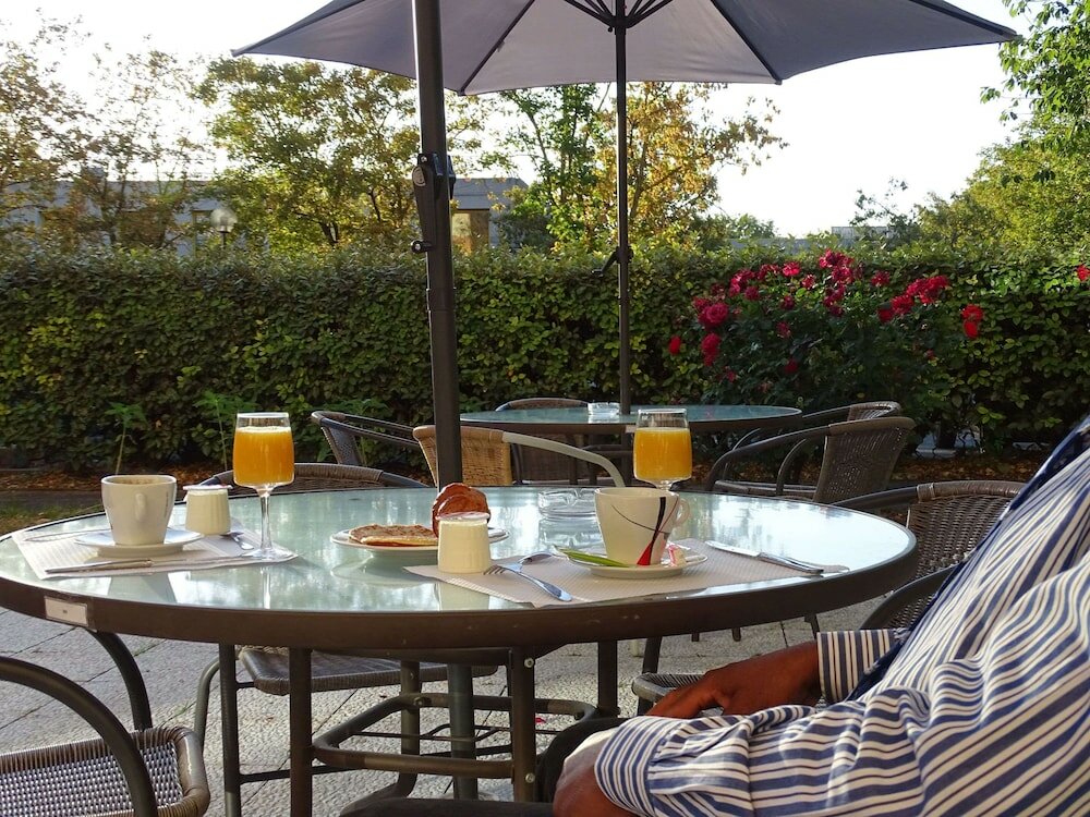 Фото Euro Hotel Paris Creteil