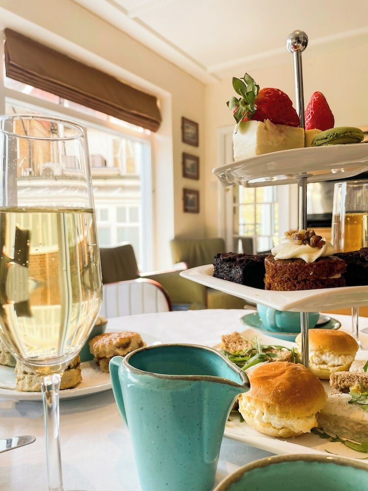 Фото Warren Lodge Hotel