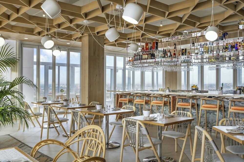 Фото Bisha Hotel Toronto