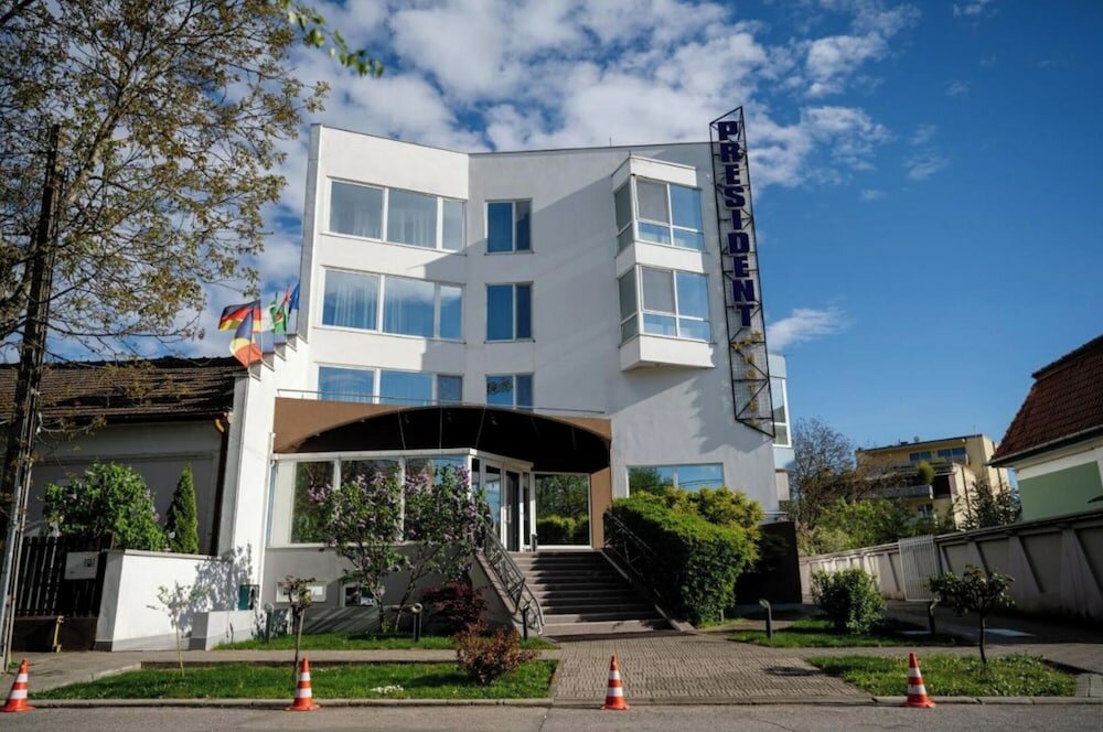 Фото President Hotel