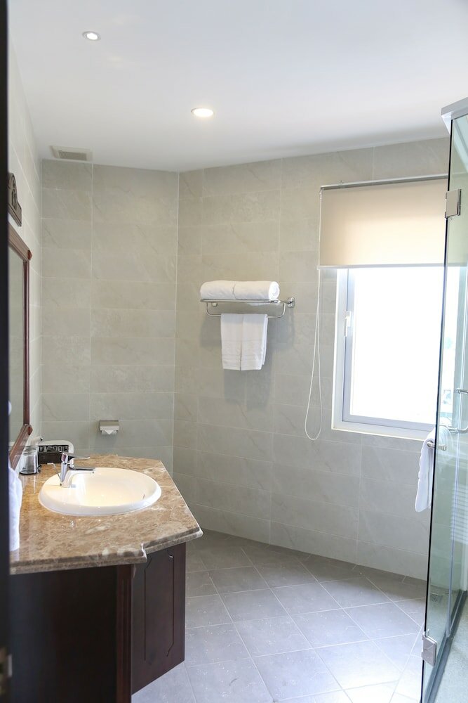 Фото Iris Dalat Hotel