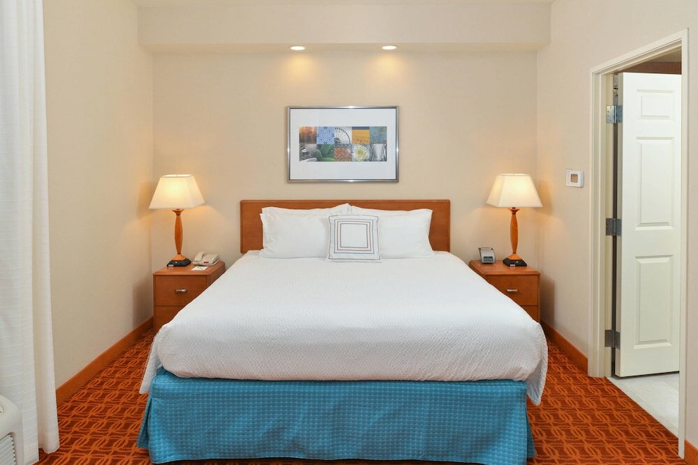 Фото Fairfield Inn and Suites by Marriott Sacramento Elk Grove