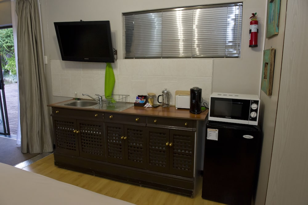 Фото Cottonwood Guesthouse