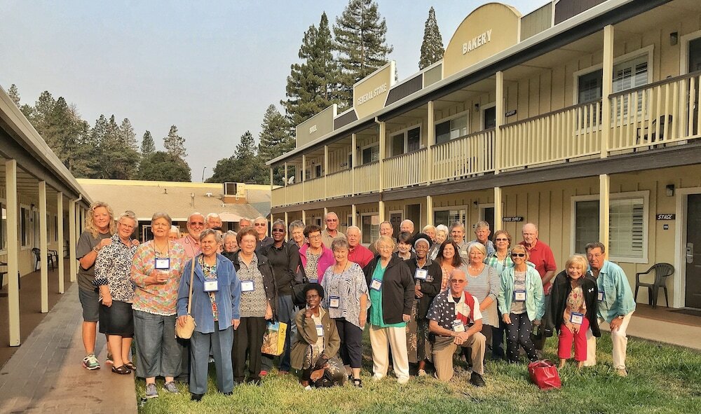 Фото The Old West Inn