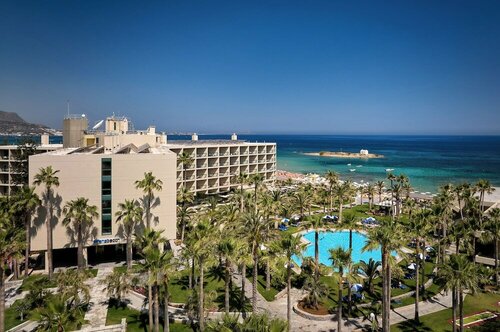 Внешний вид отеля Sirens Beach and Village в Муниципальной единице Малионе, фото 1