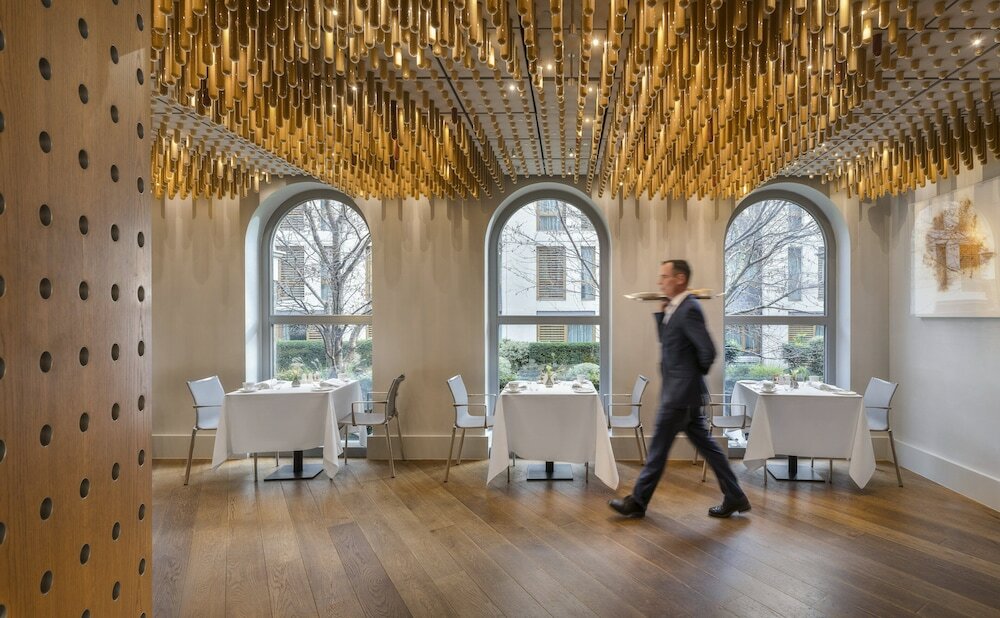 Фото Como The Halkin