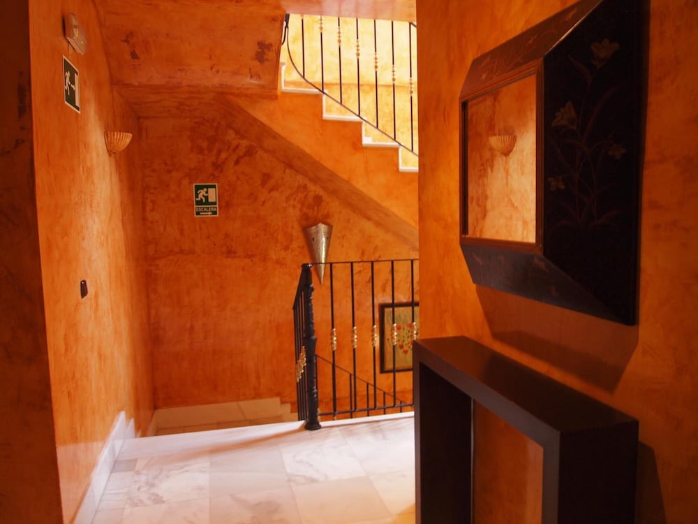 Фото Hostal Tres Soles