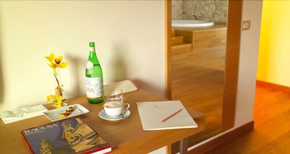 Фото Hotel Villa Carlotta