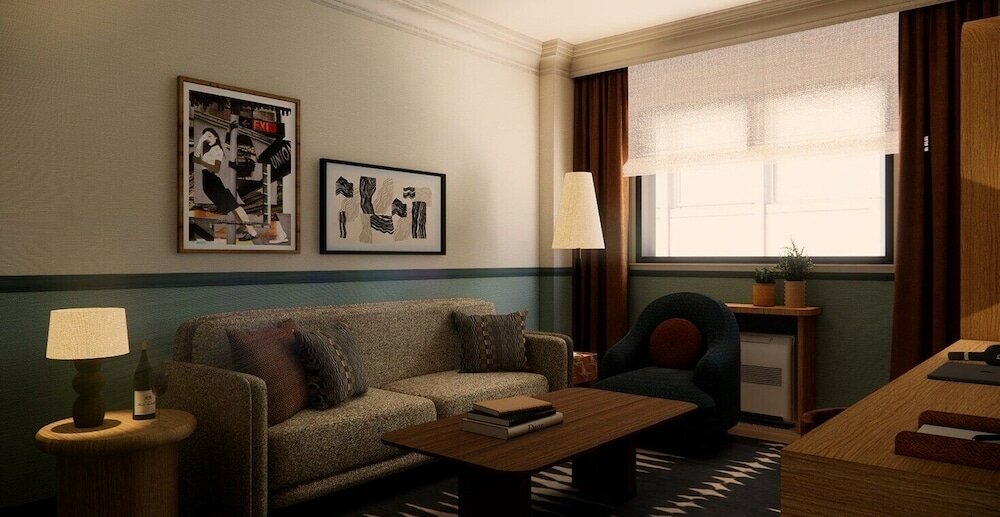 Фото Strathcona Hotel