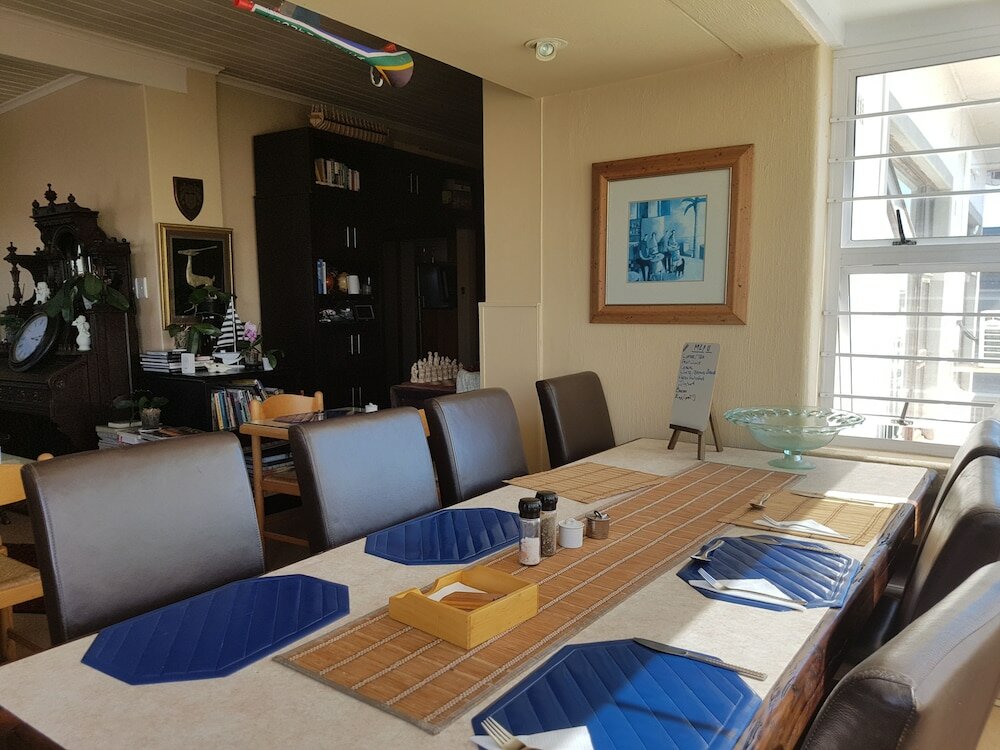 Фото Melkbosch Guesthouse