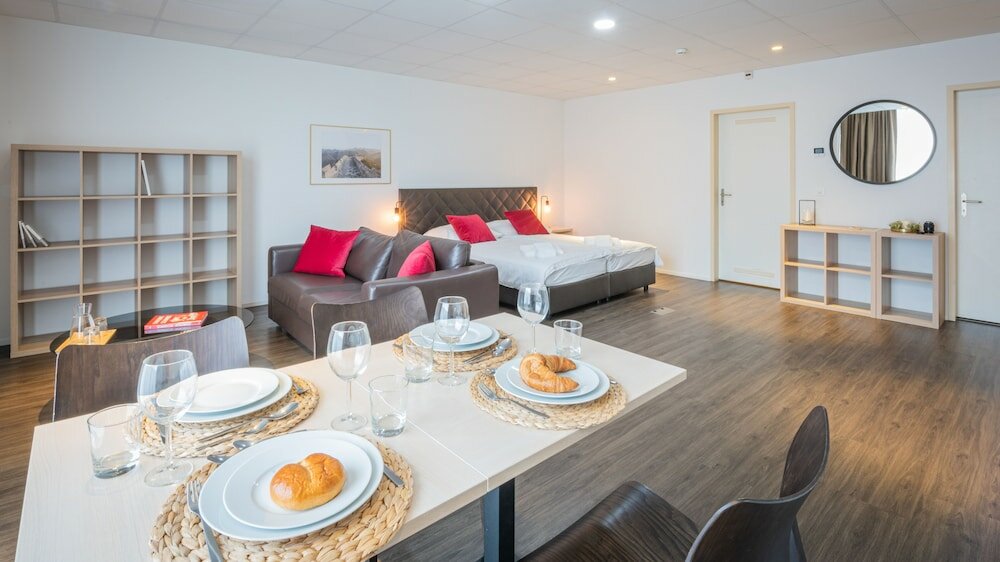 Фото Hine Adon Apart Hotel Bern-Airport