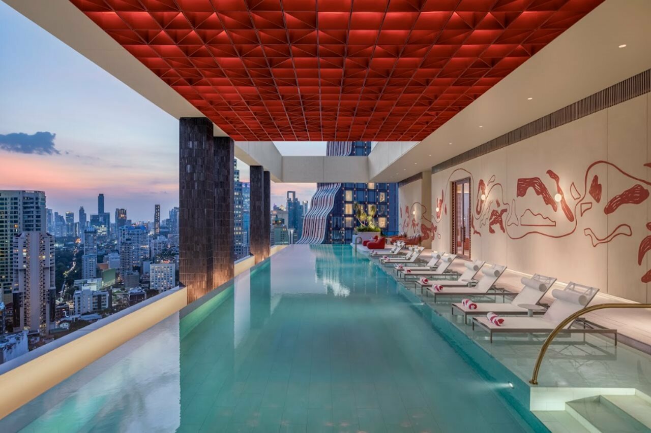 Фото KROMO Bangkok, Curio Collection by Hilton
