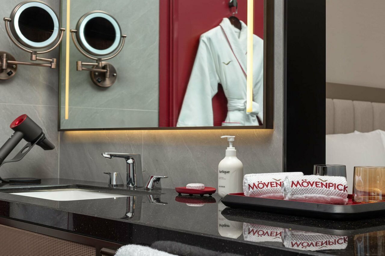 Фото Movenpick by Accor Shanghai Peoples Square Hotel