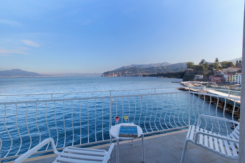 Фото Hotel Admiral Sorrento