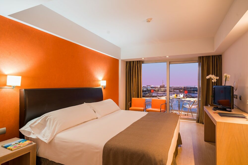 Фото Hotel Cristina by Tigotan Las Palmas - Adults Only