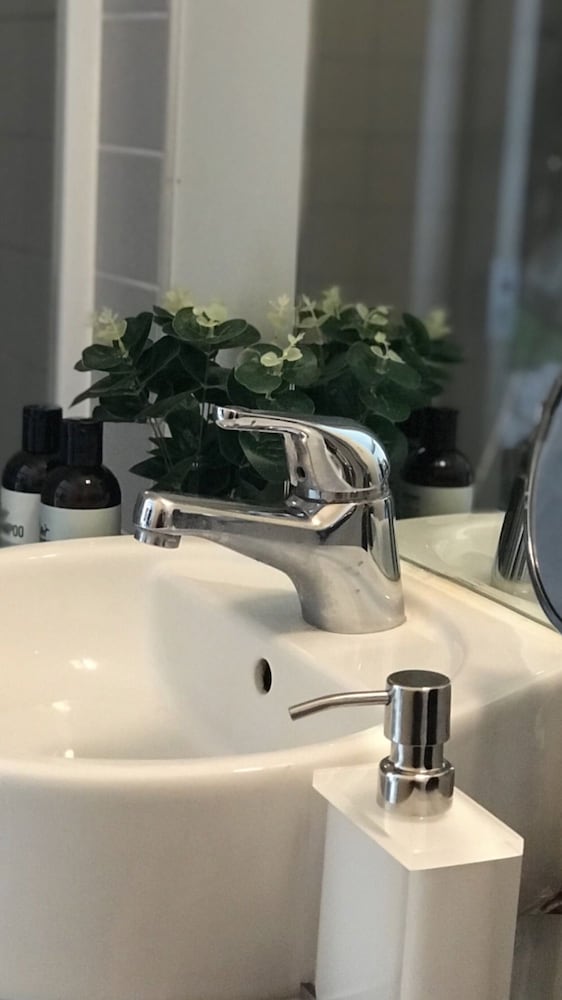 Фото The Quadrant Hotel & Suites