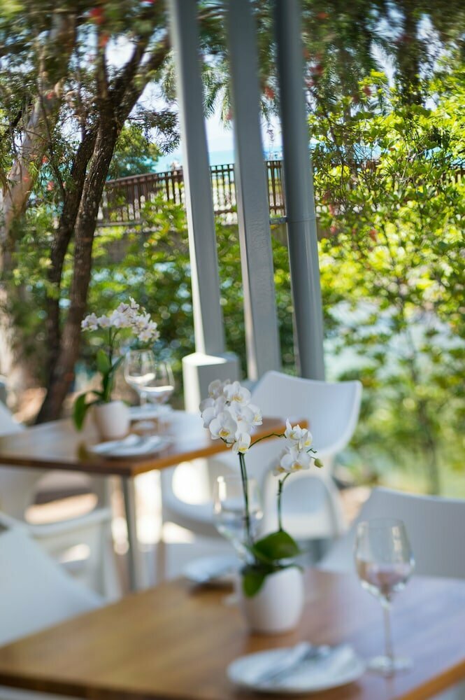 Hotel Heart Hotel and Gallery Whitsundays, Queensland, photo