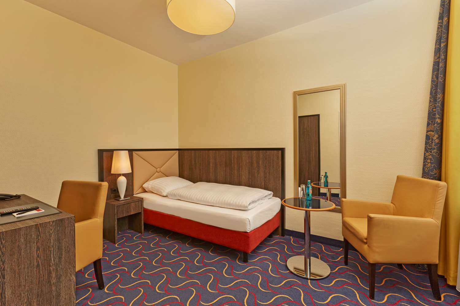 Фото H+ Hotel Bremen