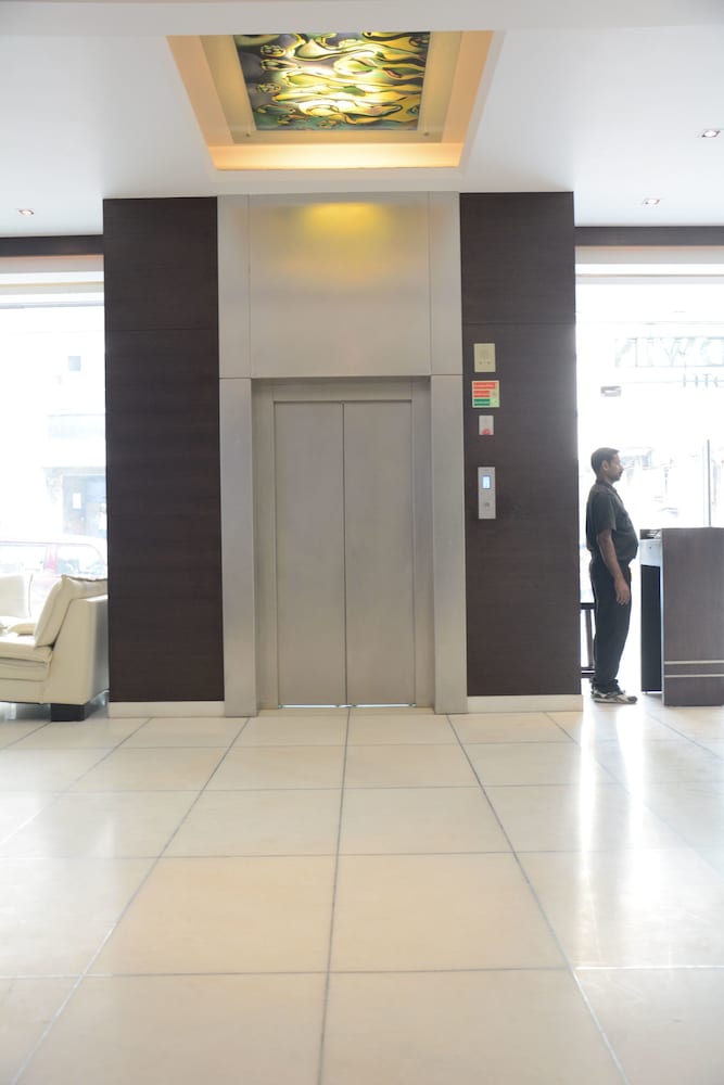 Фото Hotel Godwin Deluxe