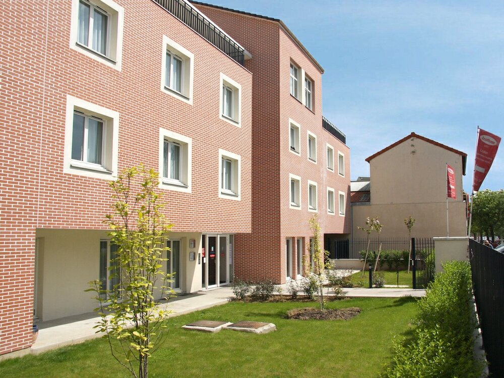 Фото Sejours & Affaires Creteil Le Magistere