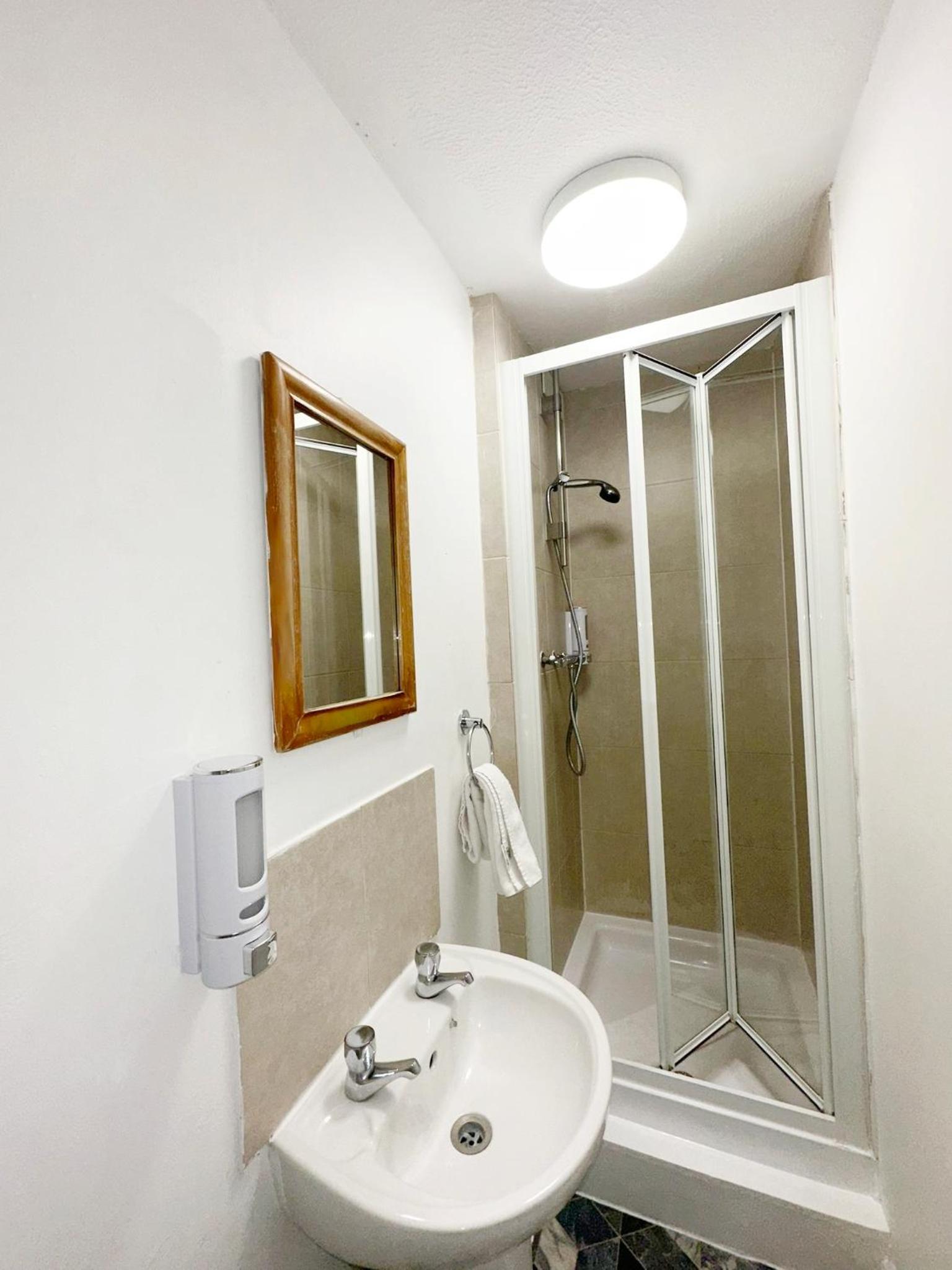 Фото Kipps Brighton Hostel