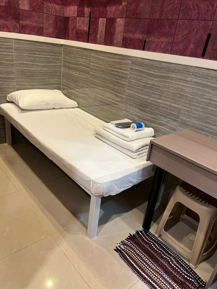 Фото Hk Peaceful Guesthouse