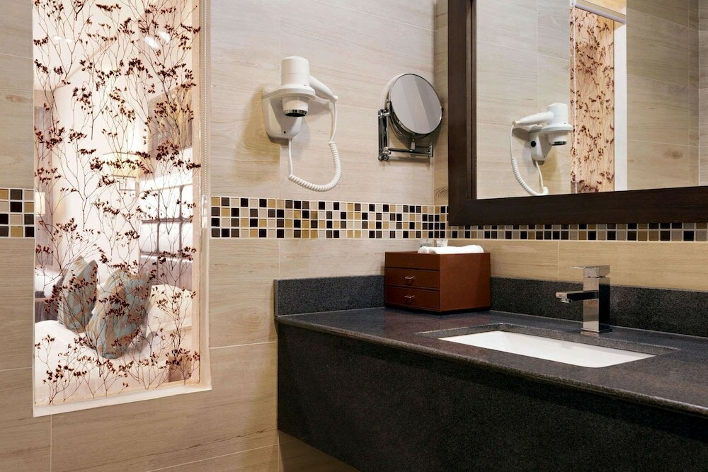 Фото Days Hotel and Suites by Wyndham Dakar