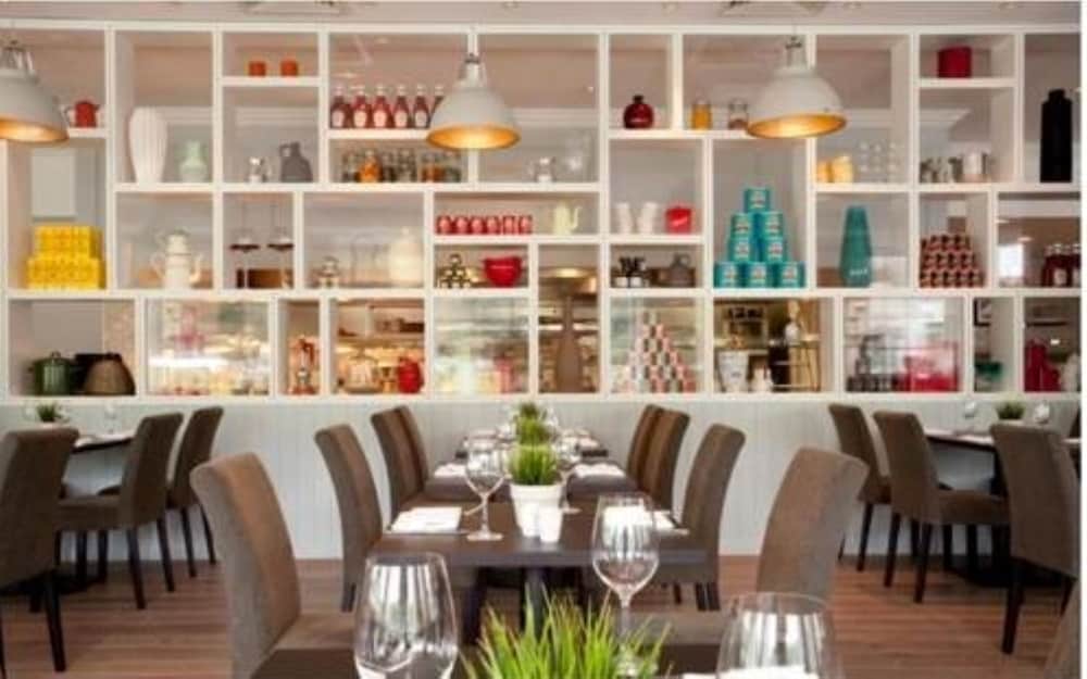 Фото DoubleTree by Hilton Hotel Coventry