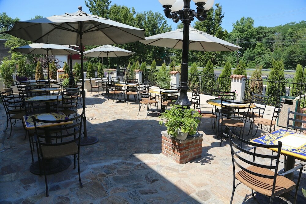 Фото Best Western Plus Fairfield Executive Inn