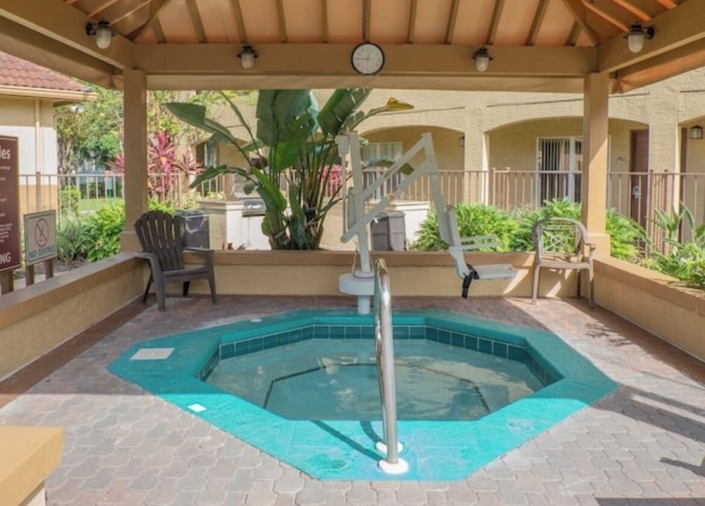 Фото Westgate Blue Tree Resort in Lake Buena Vista